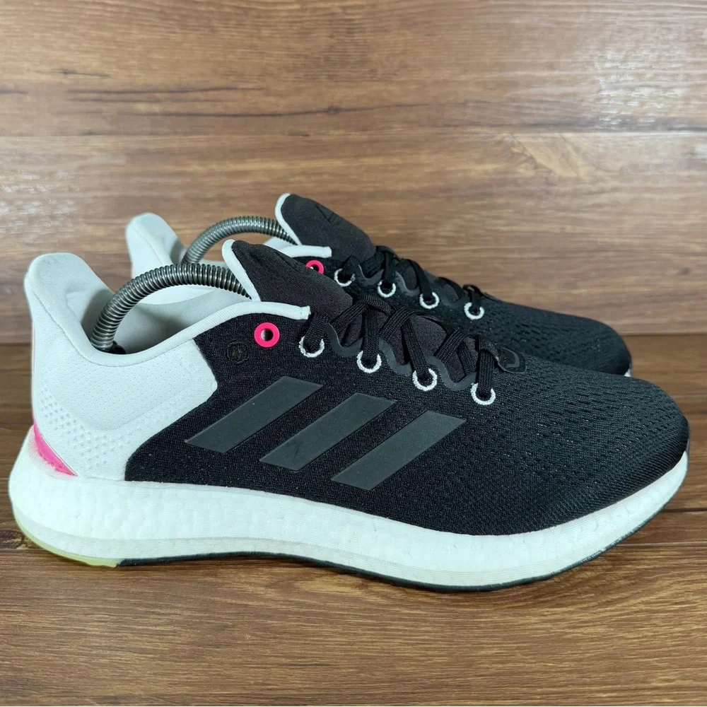 Adidas Pureboost 21 Running Shoes Women’s Size 10 Athletic‎ Sneakers